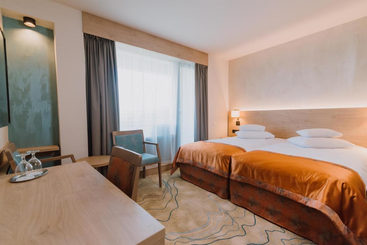 Hotel Faget Sovata Exterior foto